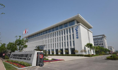 莱特光电市值破百亿 领跑国产OLED材料行业